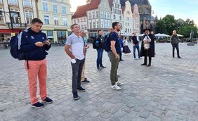 Beim Stadtrundgang auf dem Neuen Markt